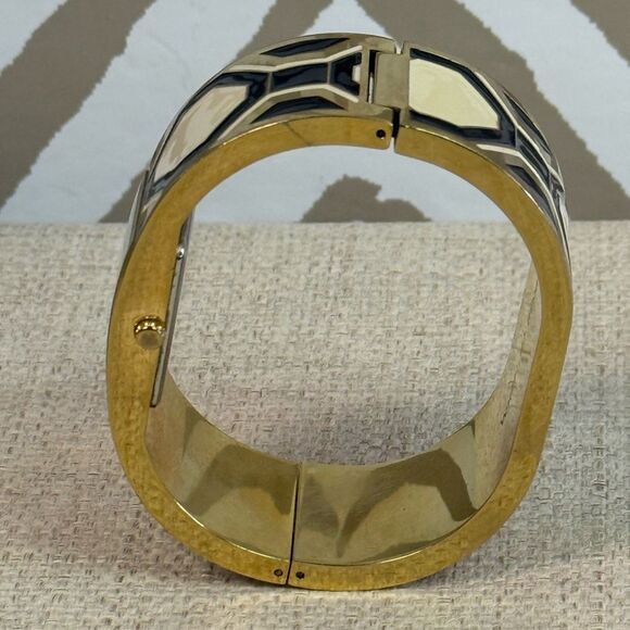 Kate Spade Delacorte When In Rome Black & White Enamel Bangle Watch New Battery main image 4